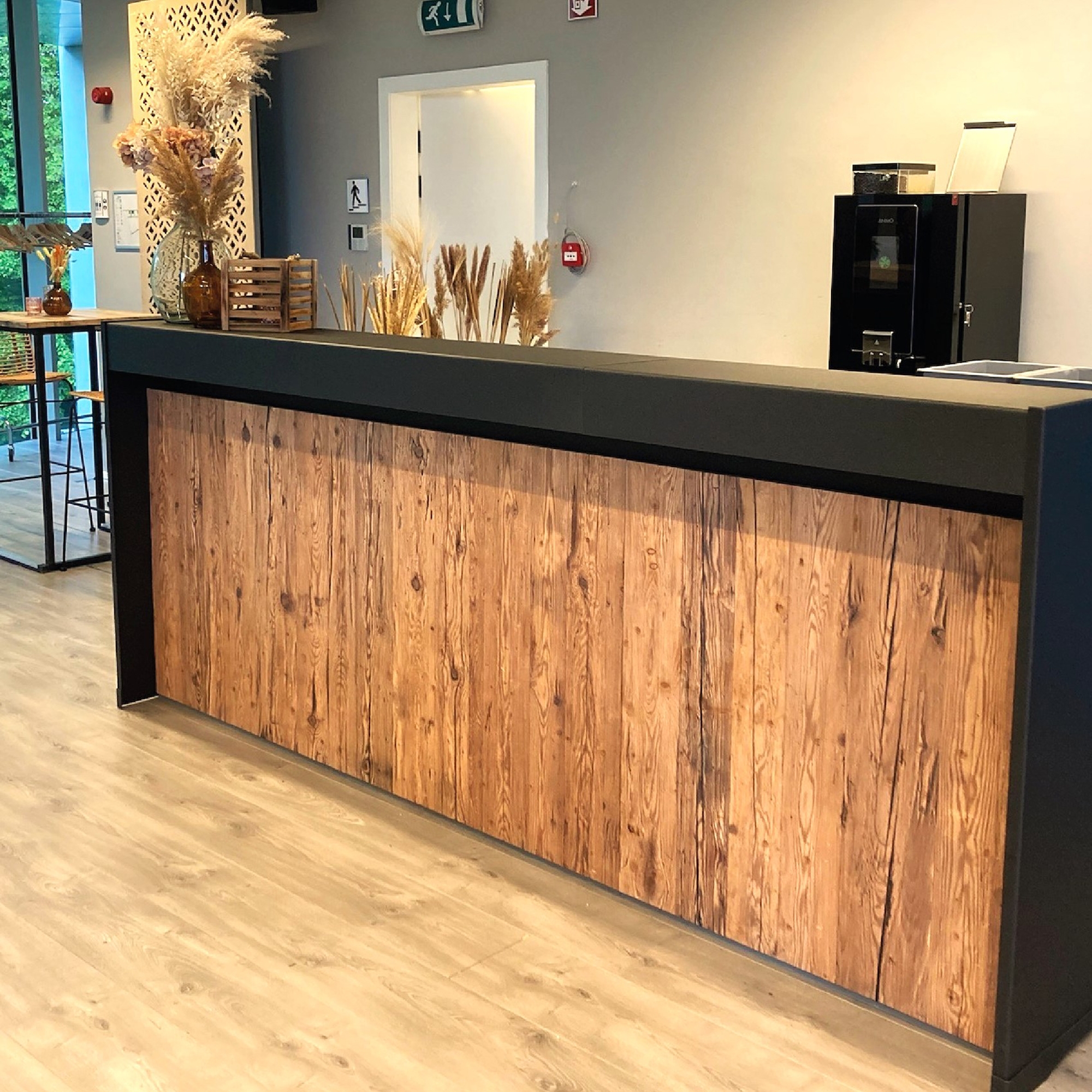 3m Distressed Oak Counter