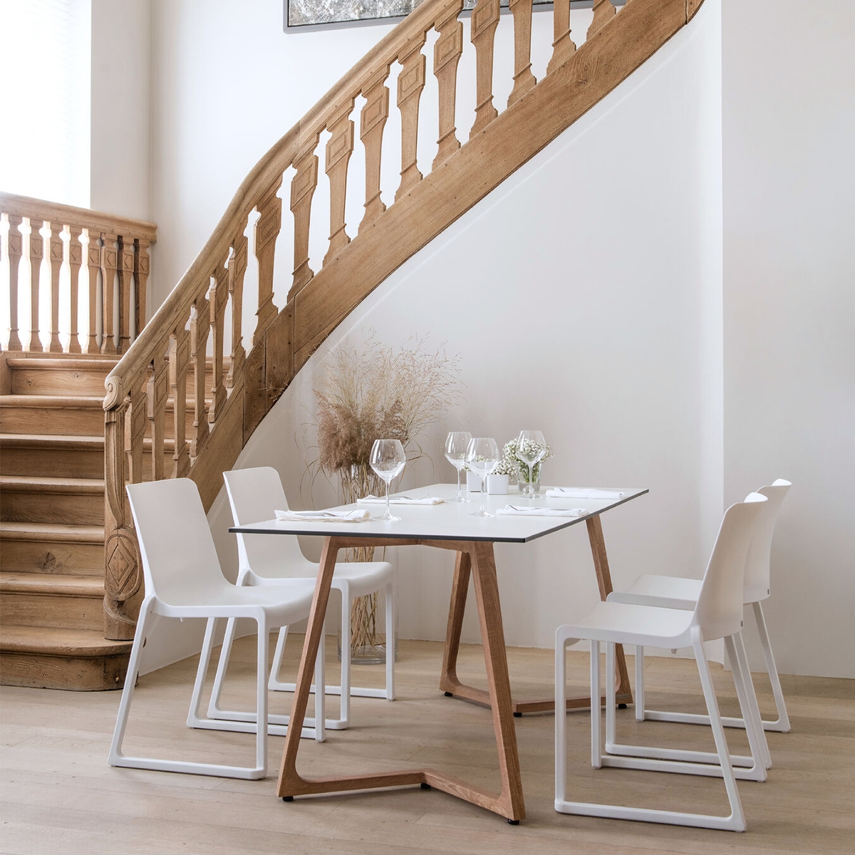 Kansas Linking Chair - White