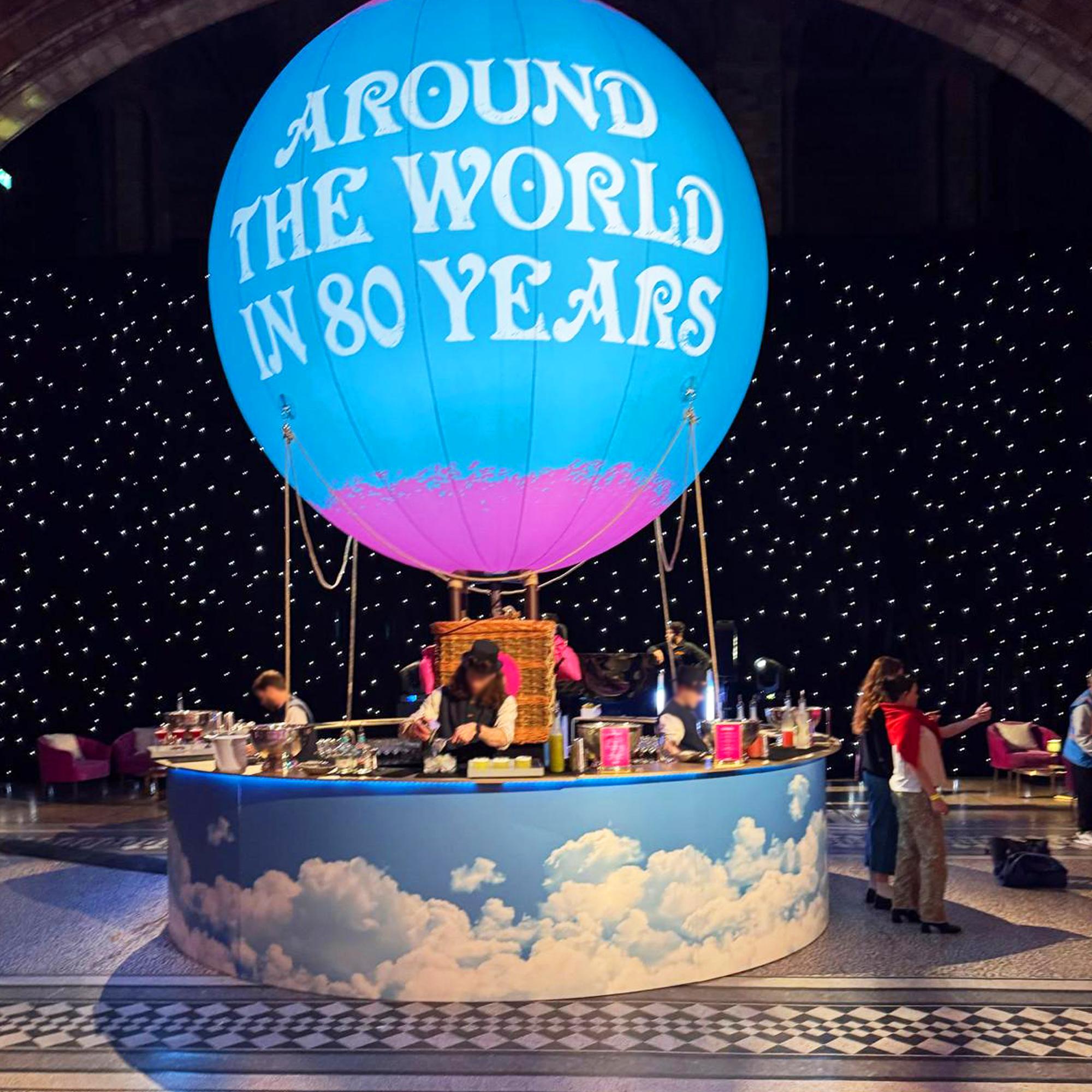 5m round bespoke bar at the famous Natural History Museum.